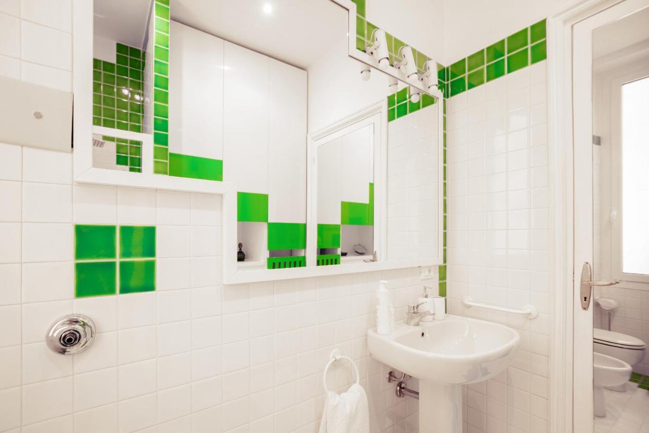 Green Apartment In The Center By Wonderful Italy Санремо Екстер'єр фото
